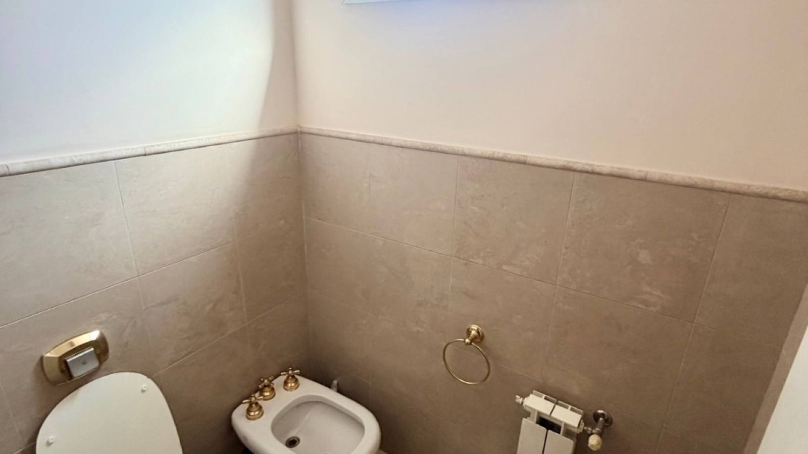 381 Alsina, BAHIA BLANCA, Buenos Aires, 8000, 3 Bedrooms Bedrooms, 4 Rooms Rooms,4 BathroomsBathrooms,Departamento,Venta,Alsina,0,1992