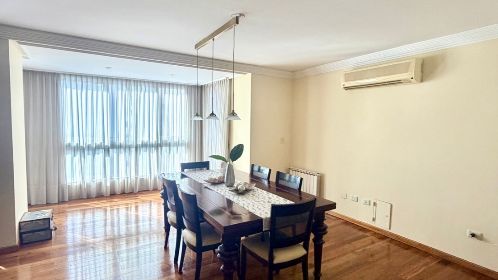 381 Alsina, BAHIA BLANCA, Buenos Aires, 8000, 3 Bedrooms Bedrooms, 4 Rooms Rooms,4 BathroomsBathrooms,Departamento,Venta,Alsina,0,1992