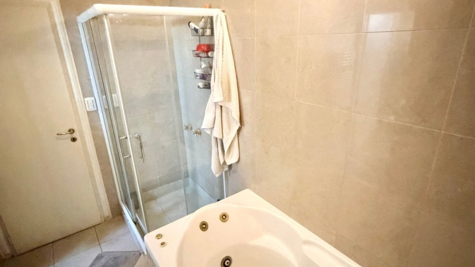 Brown esquina España, Bahia Blanca, Buenos Aires, 8000, 0 , 0 ,0,Local comercial,Venta,Brown esquina España,0,1993