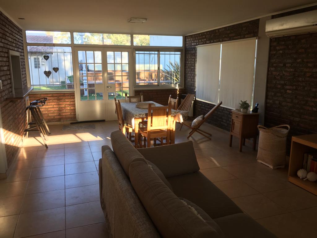 535 Laquen, Bahía Blanca, Buenos Aires, 8000, 3 Bedrooms Bedrooms, 0 ,2 BathroomsBathrooms,Casa,Alquiler,Laquen ,0,1994