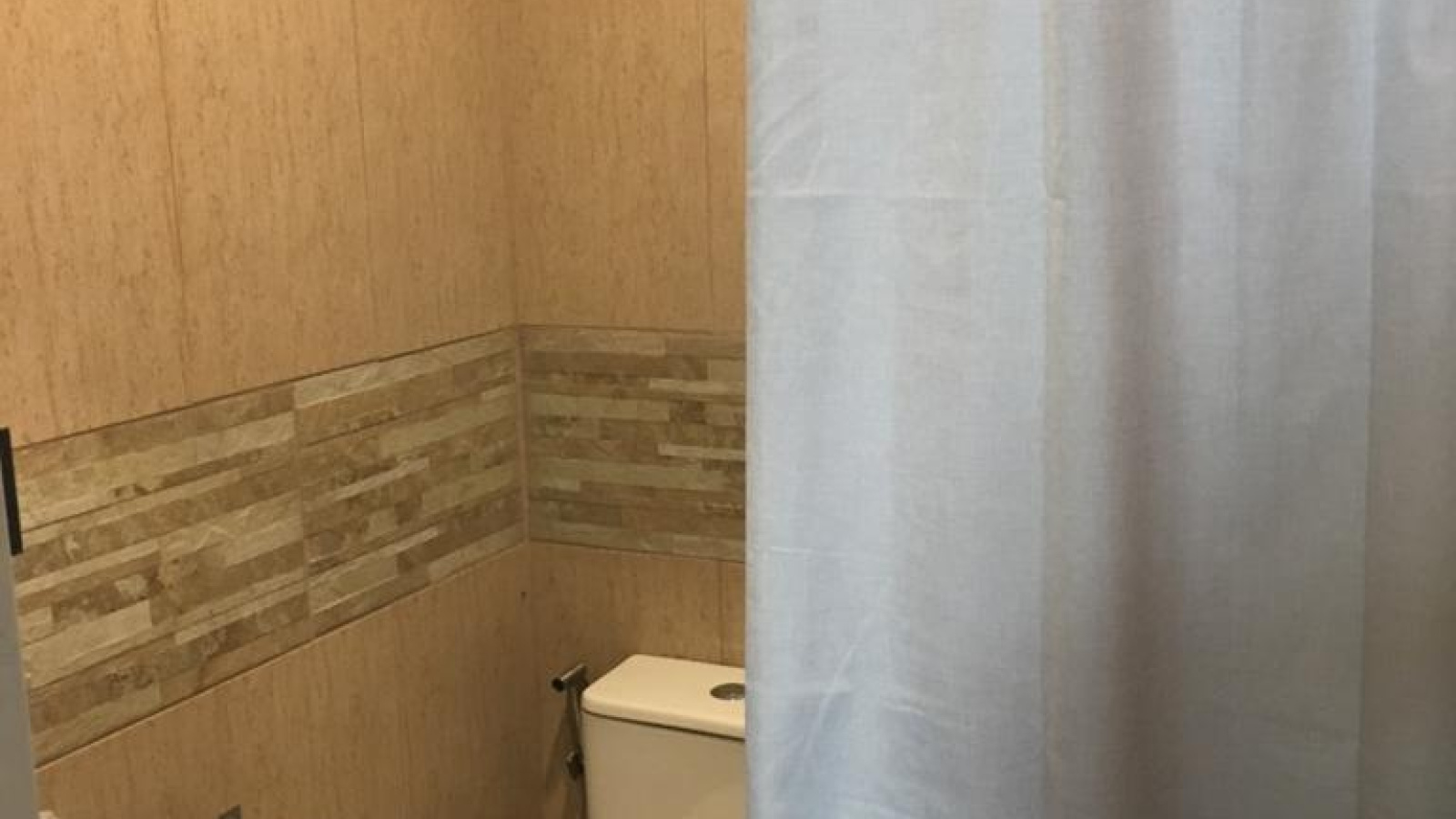 535 Laquen, Bahía Blanca, Buenos Aires, 8000, 3 Bedrooms Bedrooms, 0 ,2 BathroomsBathrooms,Casa,Alquiler,Laquen ,0,1998