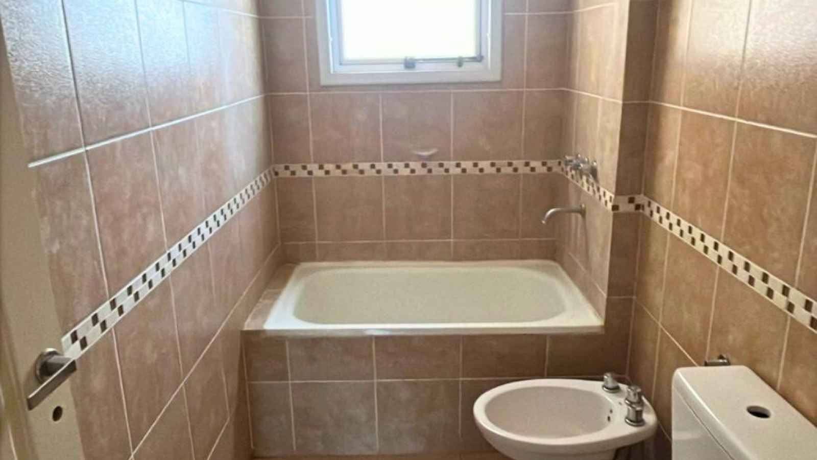 26 villarino, bahia blanca, Buenos Aires, 8000, 2 Bedrooms Bedrooms, 4 Rooms Rooms,2 BathroomsBathrooms,Departamento,Venta,villarino,8,1999