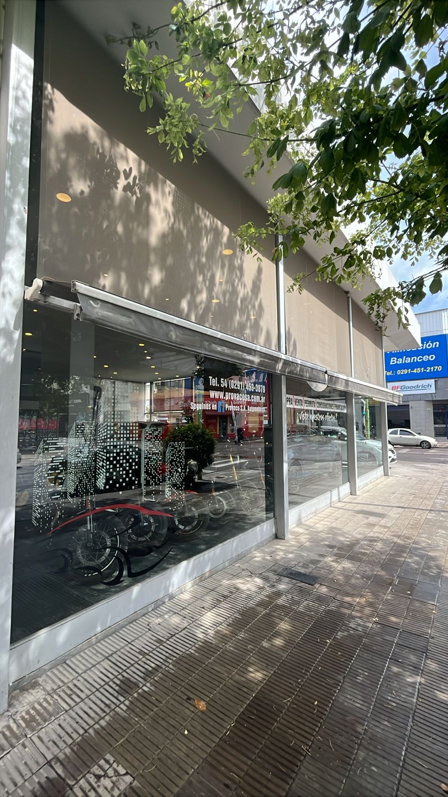 Brown esquina España, Bahía Blanca, Buenos Aires, 8000, 0 , 0 ,0,Local comercial,Venta,Brown esquina España,0,2000