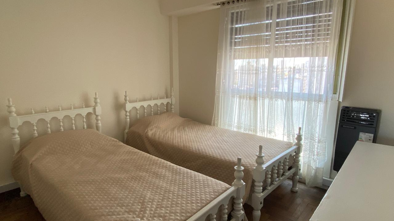 156 Fitz Roy, Bahia Blanca, Buenos Aires, 8000, 2 Bedrooms Bedrooms, 3 Rooms Rooms,2 BathroomsBathrooms,Departamento,Alquiler,Fitz Roy,11,2002