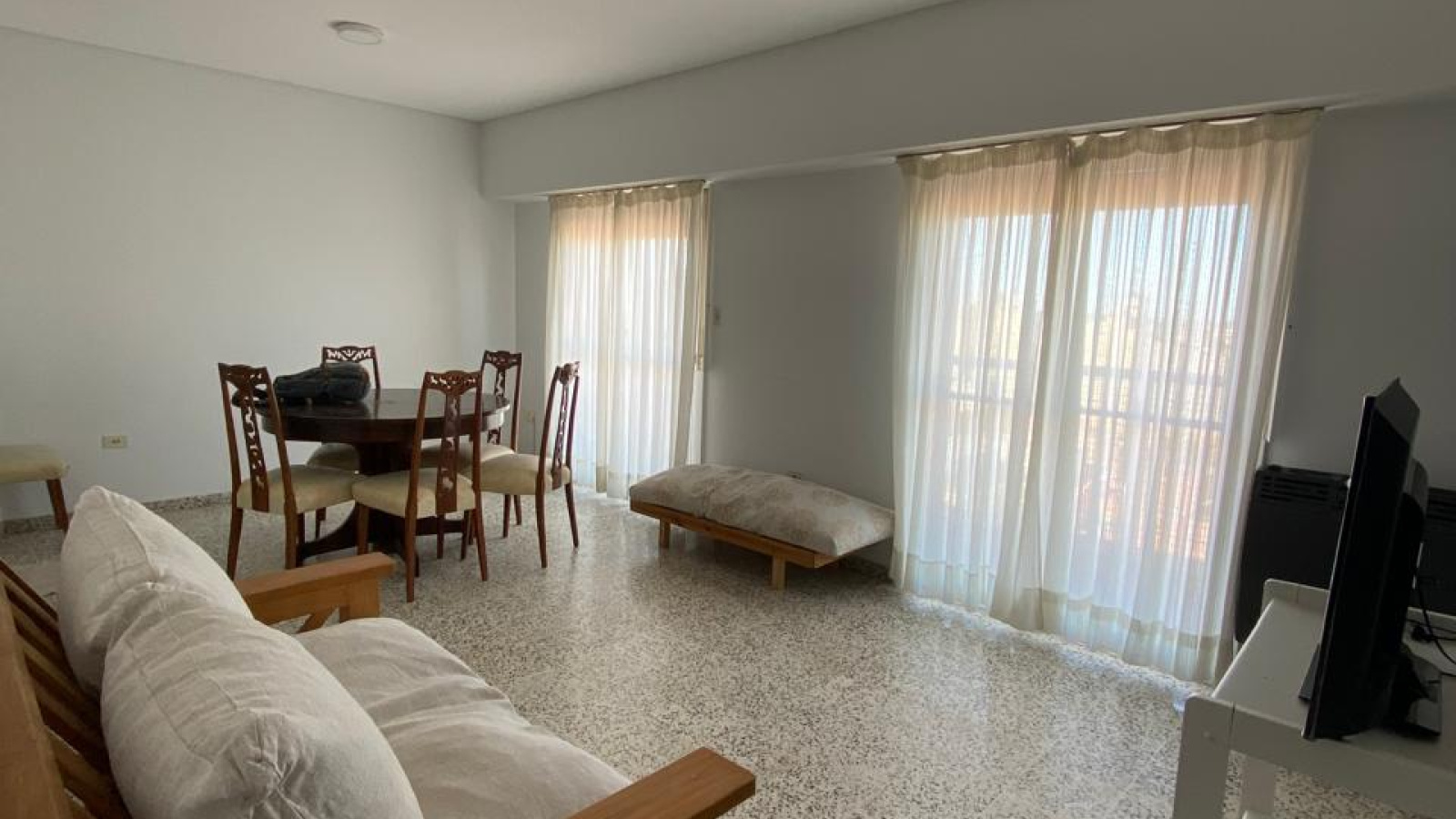 156 Fitz Roy, Bahia Blanca, Buenos Aires, 8000, 2 Bedrooms Bedrooms, 3 Rooms Rooms,2 BathroomsBathrooms,Departamento,Alquiler,Fitz Roy,11,2002