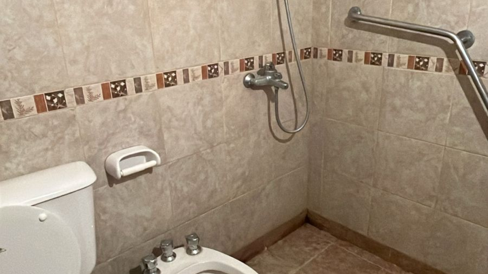 155 Mitre, Bahia Blanca, Buenos Aires, 8000, 2 Bedrooms Bedrooms, 0 ,1 BathroomBathrooms,Departamento,Alquiler,Mitre ,6,2006