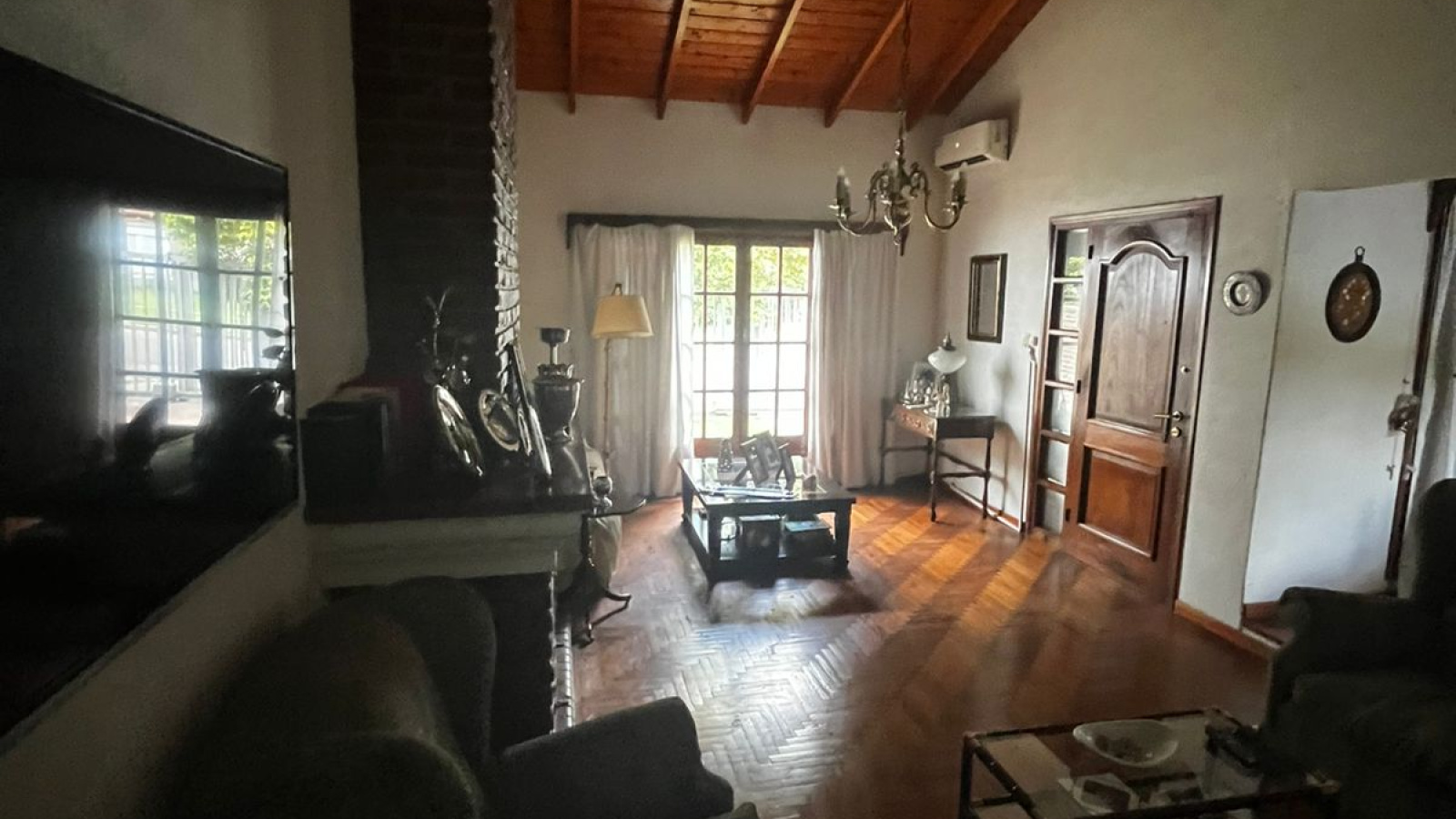 1375 19 de Mayo, Bahia Blanca, Buenos Aires, 8000, 3 Bedrooms Bedrooms, 0 ,2 BathroomsBathrooms,Casa,Venta,19 de Mayo ,0,2008