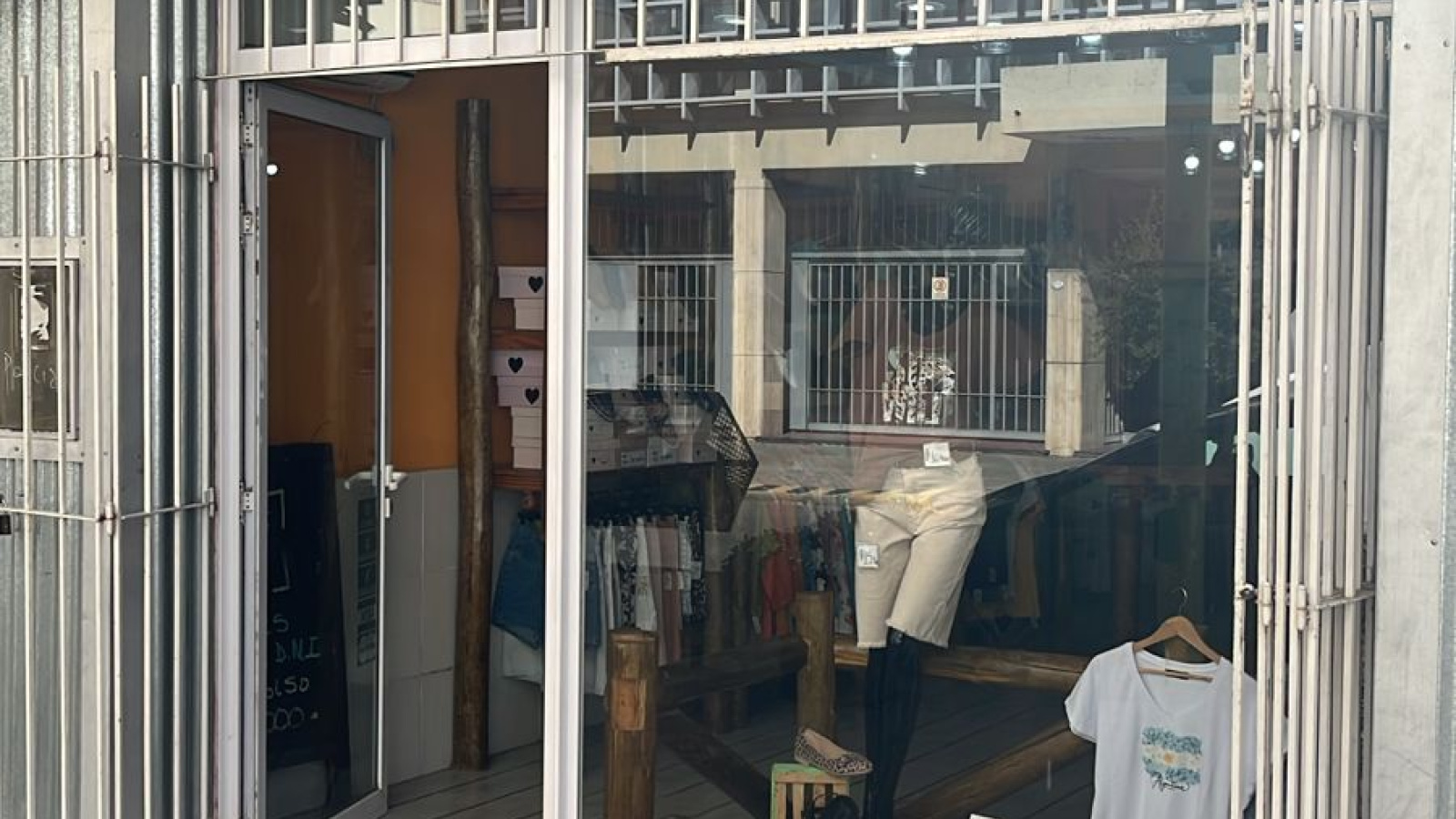 561 Zelarrayan, Bahia Blanca, Buenos Aires, 8000, 0 , 0 ,1 BathroomBathrooms,Local comercial,Venta,Zelarrayan ,0,2013