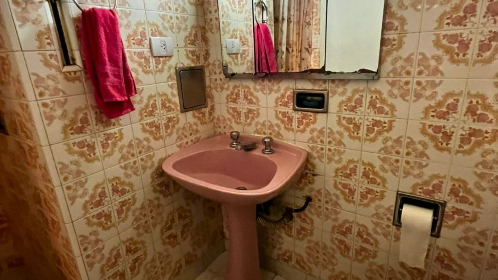 808 Pueyrredon, Bahía Blanca, Buenos Aires, 8000, 3 Bedrooms Bedrooms, 5 Rooms Rooms,1 BathroomBathrooms,Casa,Venta,Pueyrredon ,0,2018