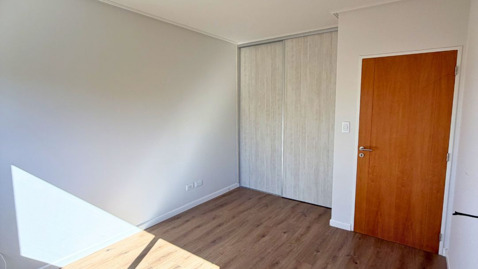 30 3 de Febrero, Bahia Blanca, Buenos Aires, 8000, 2 Bedrooms Bedrooms, 3 Rooms Rooms,2 BathroomsBathrooms,Departamento,Alquiler,3 de Febrero,0,2028