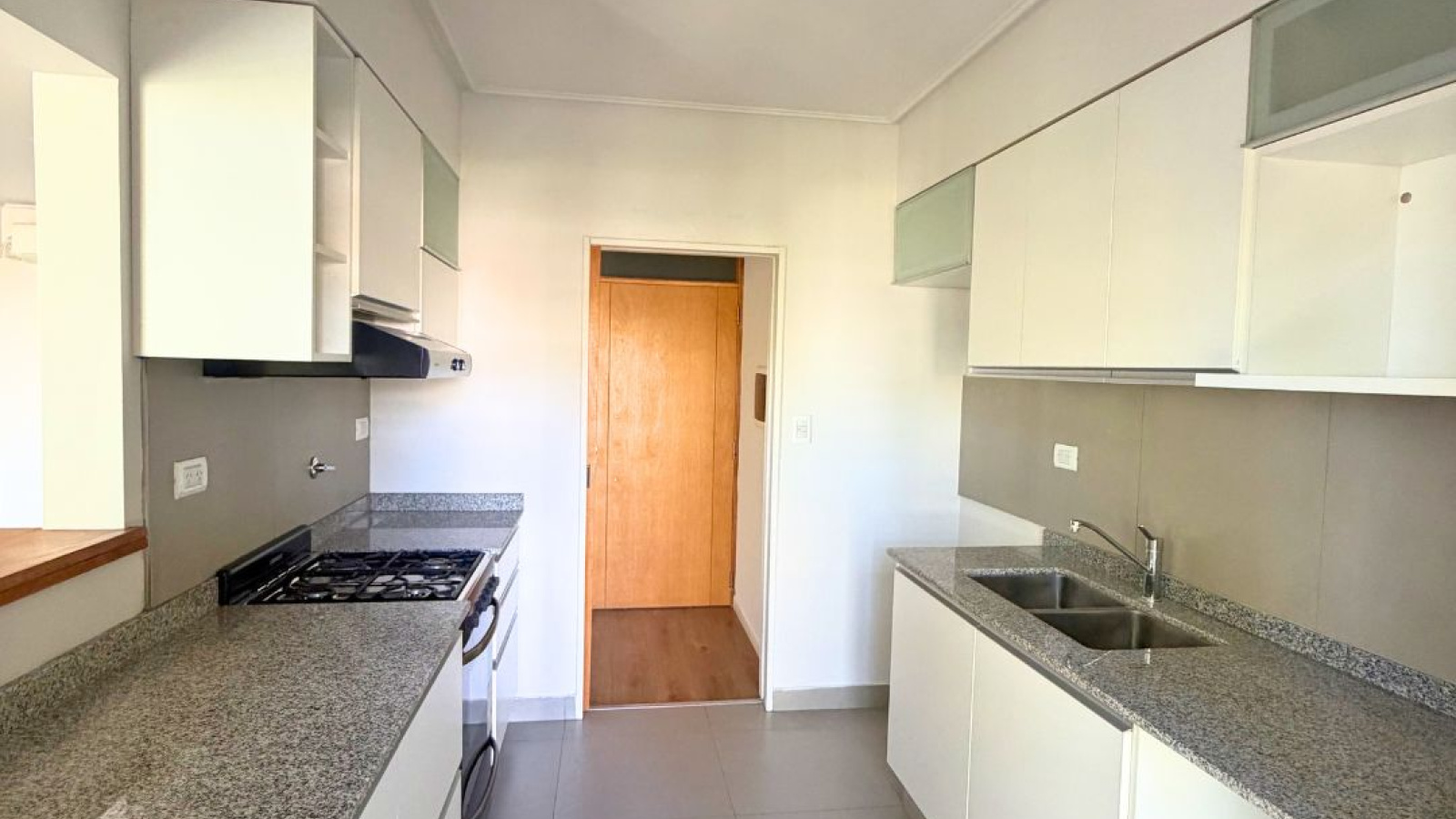 30 3 de Febrero, Bahia Blanca, Buenos Aires, 8000, 2 Bedrooms Bedrooms, 3 Rooms Rooms,2 BathroomsBathrooms,Departamento,Alquiler,3 de Febrero,0,2028