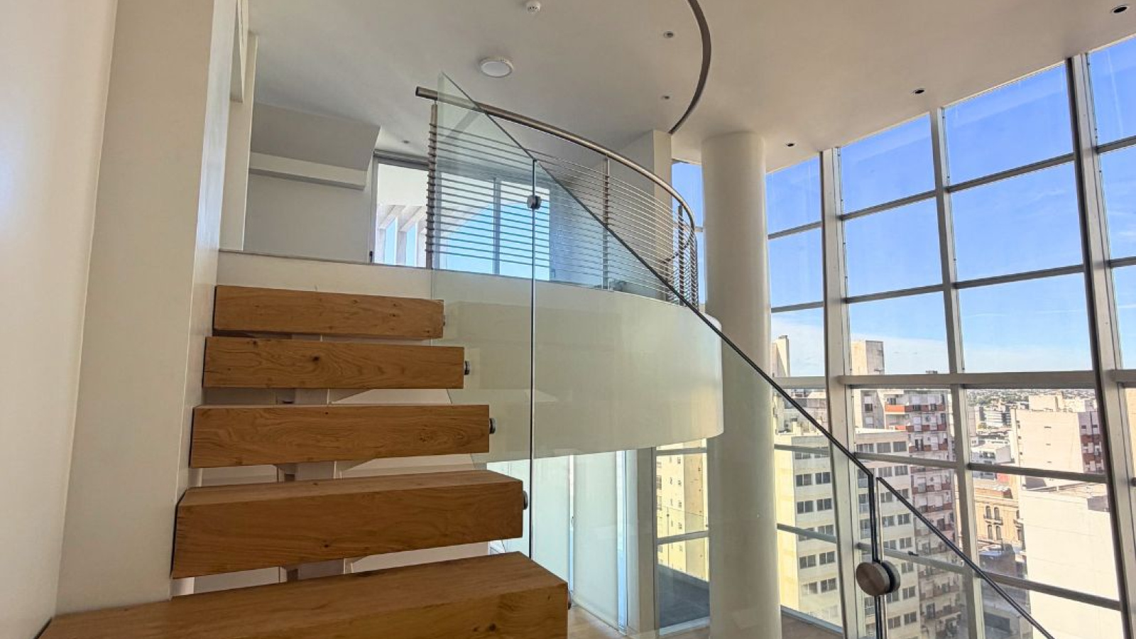 176 Yrigoyen, Bahía Blanca, Buenos Aires, 8000, 3 Bedrooms Bedrooms, 5 Rooms Rooms,4 BathroomsBathrooms,Departamento,Alquiler,Yrigoyen ,0,2042