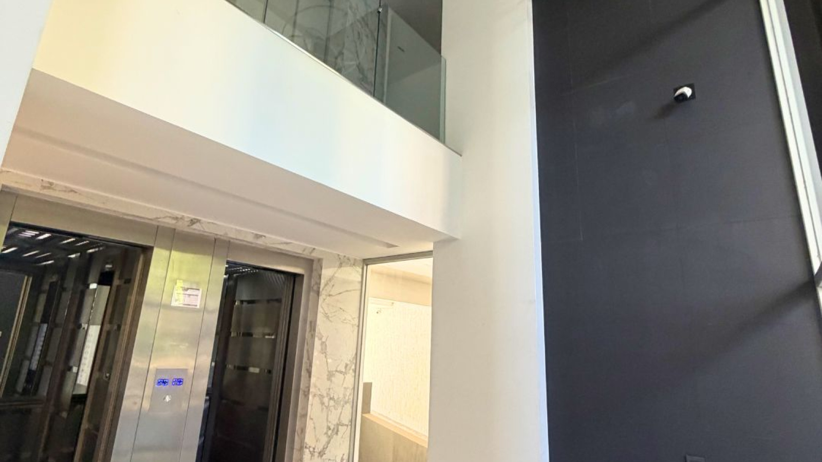 176 Yrigoyen, Bahía Blanca, Buenos Aires, 8000, 3 Bedrooms Bedrooms, 5 Rooms Rooms,4 BathroomsBathrooms,Departamento,Alquiler,Yrigoyen ,0,2042