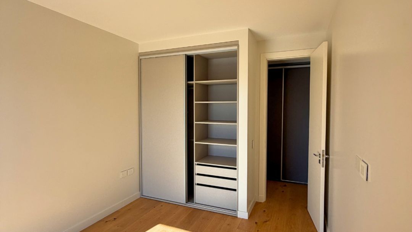 176 Yrigoyen, Bahía Blanca, Buenos Aires, 8000, 3 Bedrooms Bedrooms, 5 Rooms Rooms,4 BathroomsBathrooms,Departamento,Alquiler,Yrigoyen ,0,2042