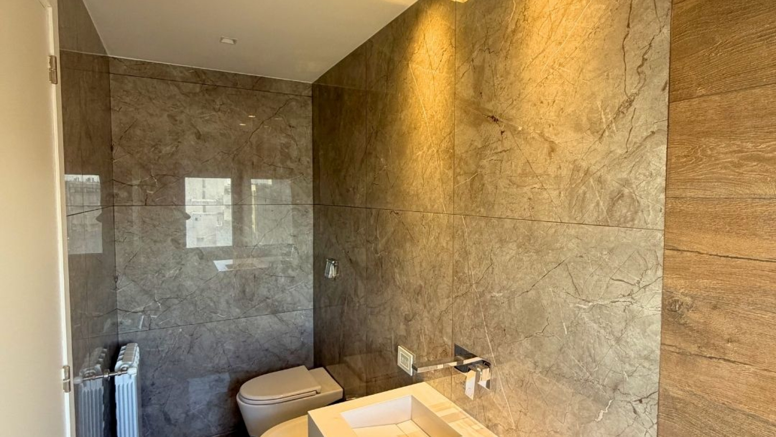 176 Yrigoyen, Bahía Blanca, Buenos Aires, 8000, 3 Bedrooms Bedrooms, 5 Rooms Rooms,4 BathroomsBathrooms,Departamento,Alquiler,Yrigoyen ,0,2042