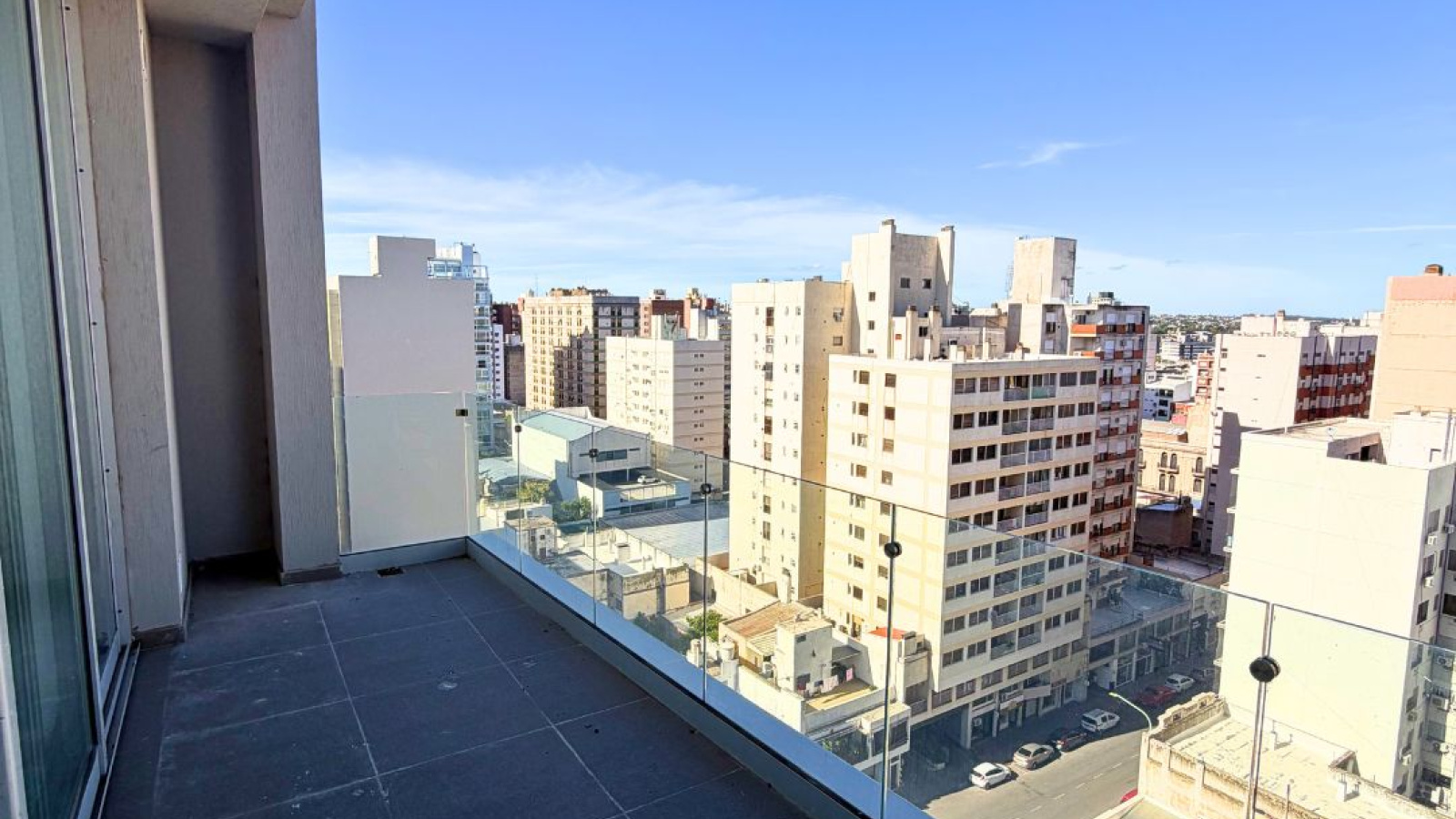 176 Yrigoyen, Bahía Blanca, Buenos Aires, 8000, 3 Bedrooms Bedrooms, 5 Rooms Rooms,4 BathroomsBathrooms,Departamento,Alquiler,Yrigoyen ,0,2042