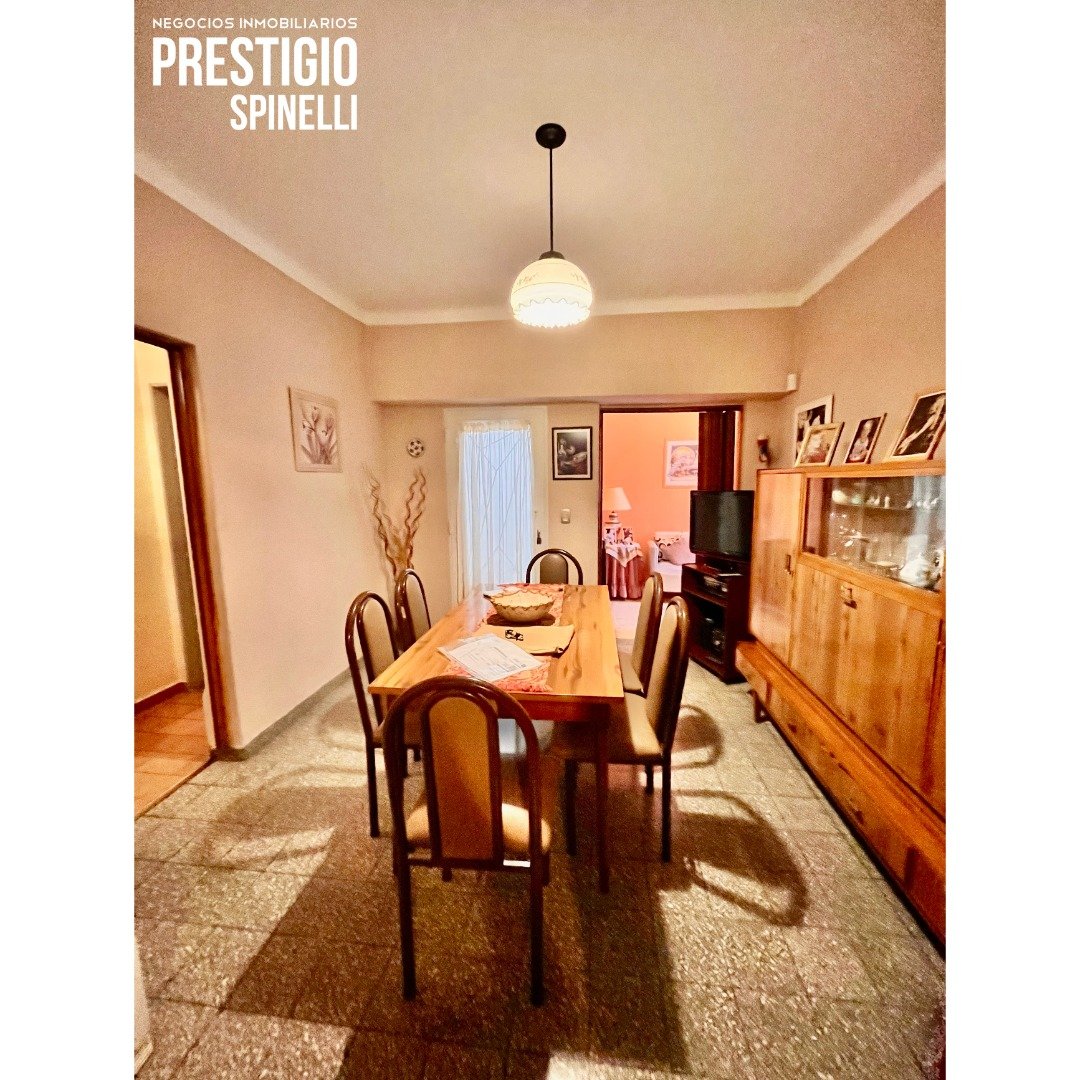 556 Darregueira, Bahía Blanca, Buenos Aires, 8000, 3 Bedrooms Bedrooms, ,1 BathroomBathrooms,Casa,Venta,Darregueira ,1100