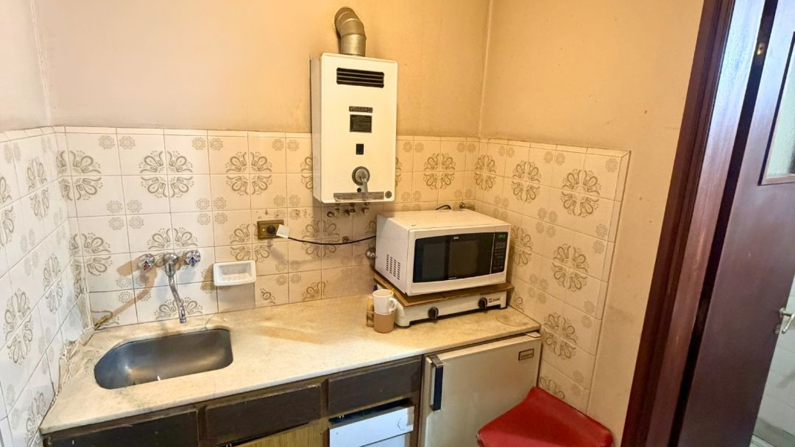 147 Chiclana, Bahía Blanca, Buenos Aires, 8000, 0 , 0 ,0,Local comercial,Alquiler,Chiclana,0,2051