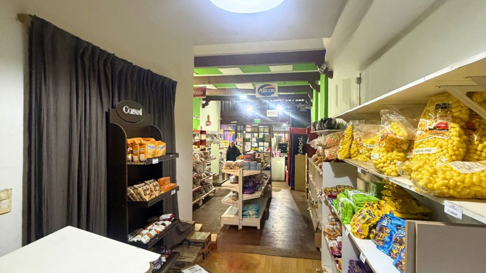 147 Chiclana, Bahía Blanca, Buenos Aires, 8000, 0 , 0 ,0,Local comercial,Alquiler,Chiclana,0,2051