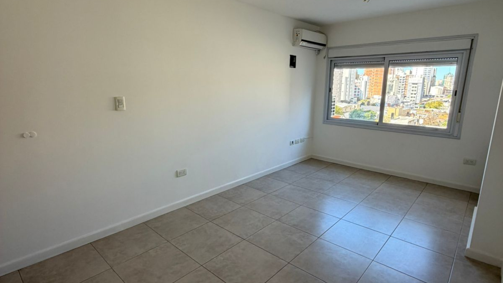 39 Caronti, Bahía Blanca, Buenos Aires, 8000, 1 Bedroom Bedrooms, 2 Rooms Rooms,1 BathroomBathrooms,Departamento,Alquiler,Caronti,6,2052
