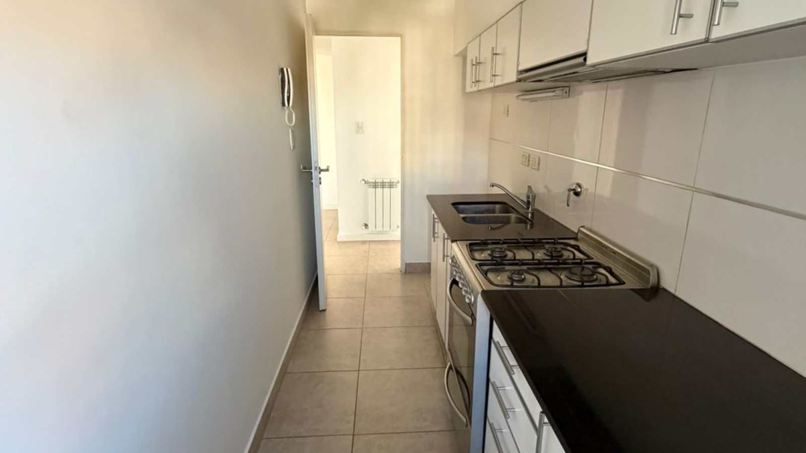 39 Caronti, Bahía Blanca, Buenos Aires, 8000, 1 Bedroom Bedrooms, 2 Rooms Rooms,1 BathroomBathrooms,Departamento,Alquiler,Caronti,6,2052
