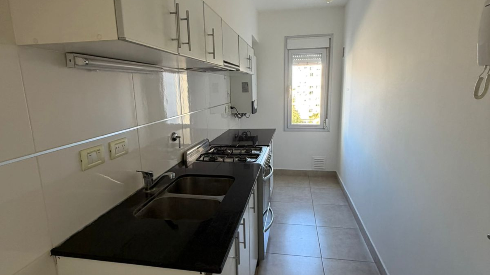 39 Caronti, Bahía Blanca, Buenos Aires, 8000, 1 Bedroom Bedrooms, 2 Rooms Rooms,1 BathroomBathrooms,Departamento,Alquiler,Caronti,6,2052
