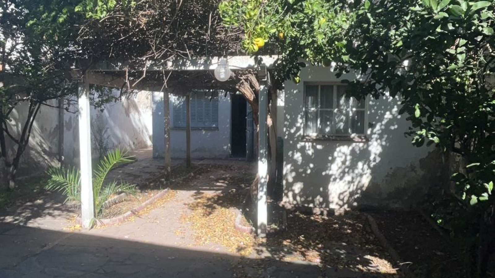 400 Lamadrid, bahia blanca, Buenos Aires, 1 Bedroom Bedrooms, 2 Rooms Rooms,2 BathroomsBathrooms,Casa,Venta,Lamadrid ,0,2053