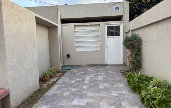 2317 Chacabuco, Bahía Blanca, Buenos Aires, 8000, 1 Bedroom Bedrooms, 2 Rooms Rooms,1 BathroomBathrooms,Departamento,Alquiler,Chacabuco ,0,2055