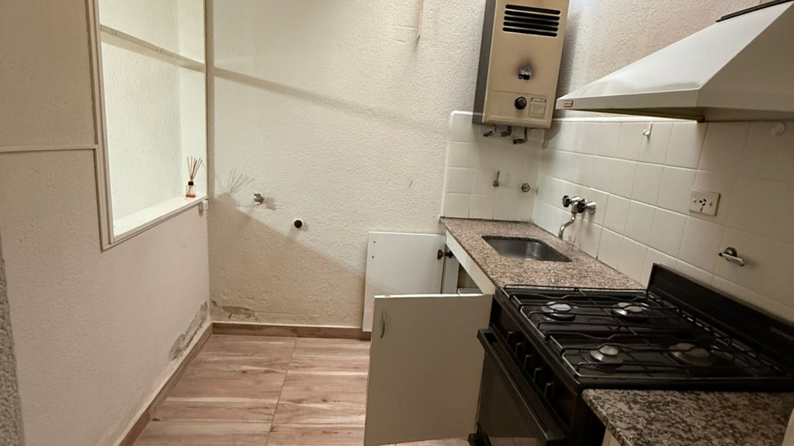 2317 Chacabuco, Bahía Blanca, Buenos Aires, 8000, 1 Bedroom Bedrooms, 2 Rooms Rooms,1 BathroomBathrooms,Departamento,Alquiler,Chacabuco ,0,2055