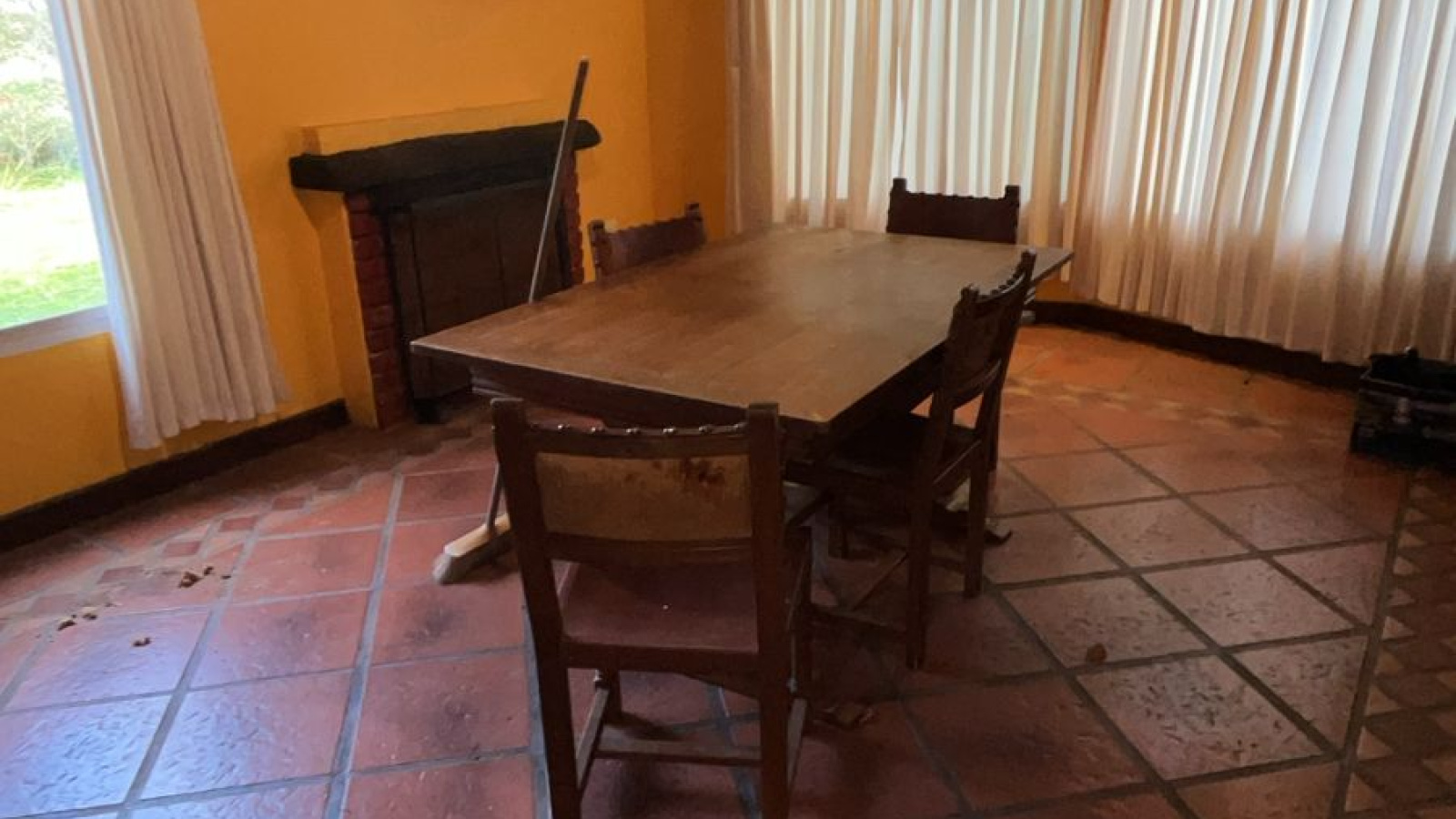 Las Torcazas y Colibrí, Buenos Aires, 8610, 0 , 0 ,0,Casa,Venta,Las Torcazas y Colibrí ,0,2058