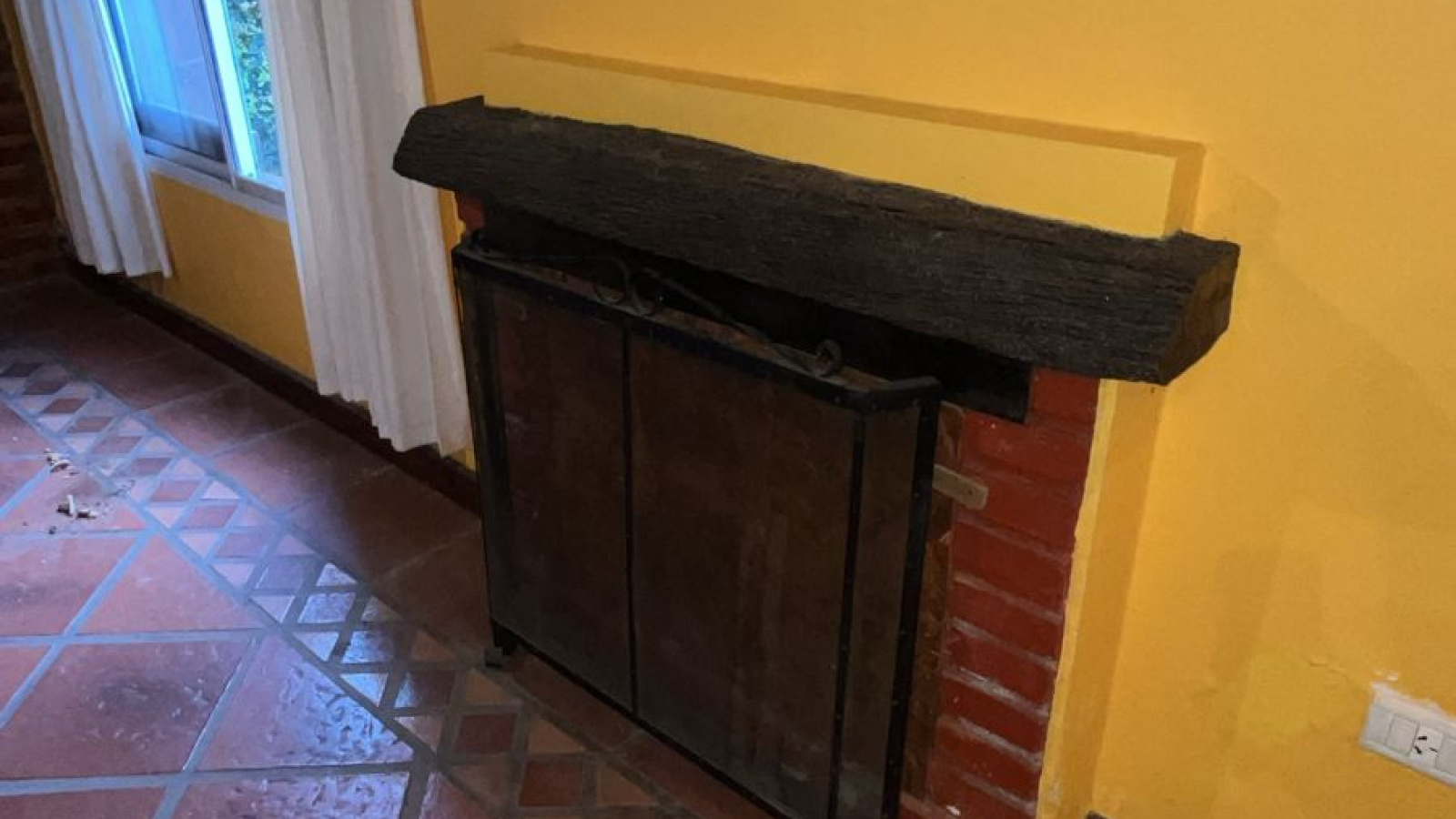 Las Torcazas y Colibrí, Buenos Aires, 8610, 0 , 0 ,0,Casa,Venta,Las Torcazas y Colibrí ,0,2058