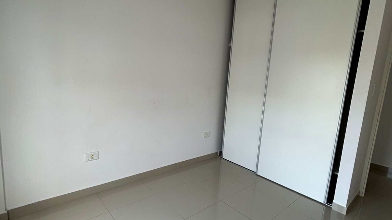 338 Corrientes, Bahía Blanca, Buenos Aires, 8000, 1 Bedroom Bedrooms, 0 ,1 BathroomBathrooms,Departamento,Alquiler,Corrientes,2,2060