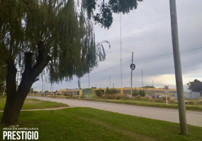 3000 Don Bosco, Bahía Blanca, Buenos Aires, 8000, 2 Bedrooms Bedrooms, ,1 BathroomBathrooms,Casa,Venta,Don Bosco,1102