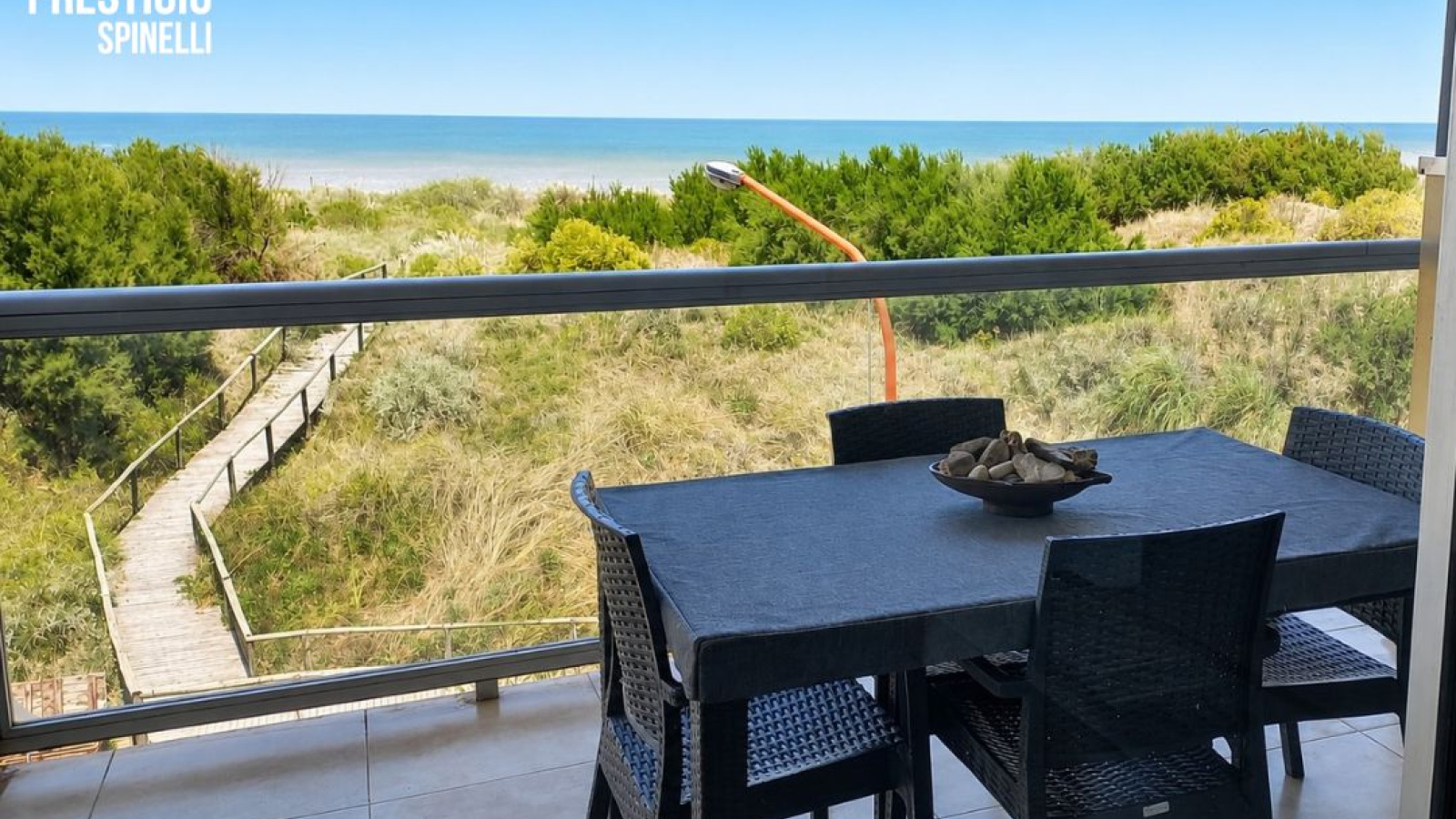 600 Av. Costanera, monte hermoso, Buenos Aires, 3 Bedrooms Bedrooms, 4 Rooms Rooms,2 BathroomsBathrooms,Departamento,Venta,Av. Costanera ,0,2070
