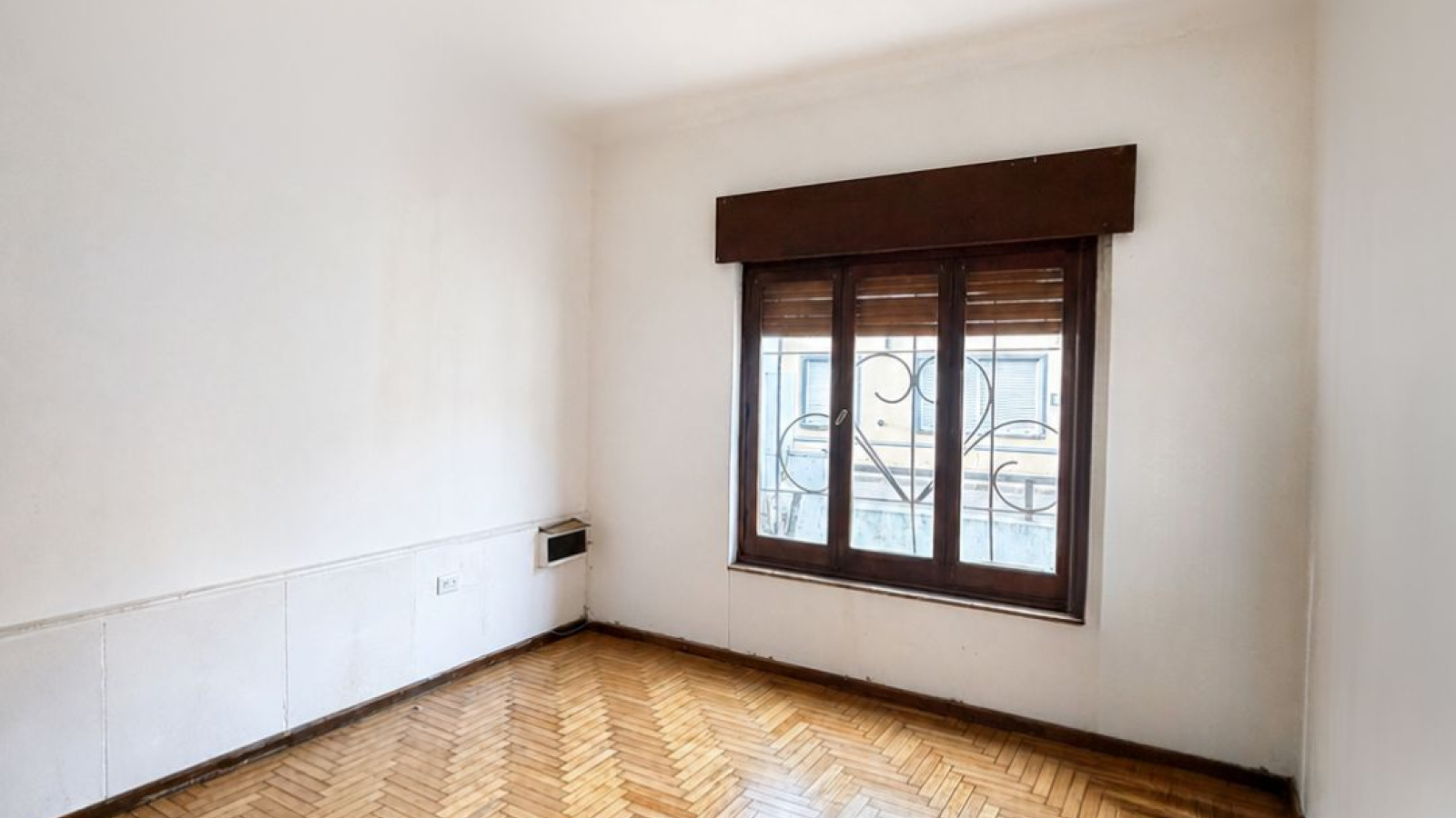960 Nicaragua, bahia blanca, Buenos Aires, 3 Bedrooms Bedrooms, 5 Rooms Rooms,2 BathroomsBathrooms,Casa,Venta,Nicaragua,0,2078