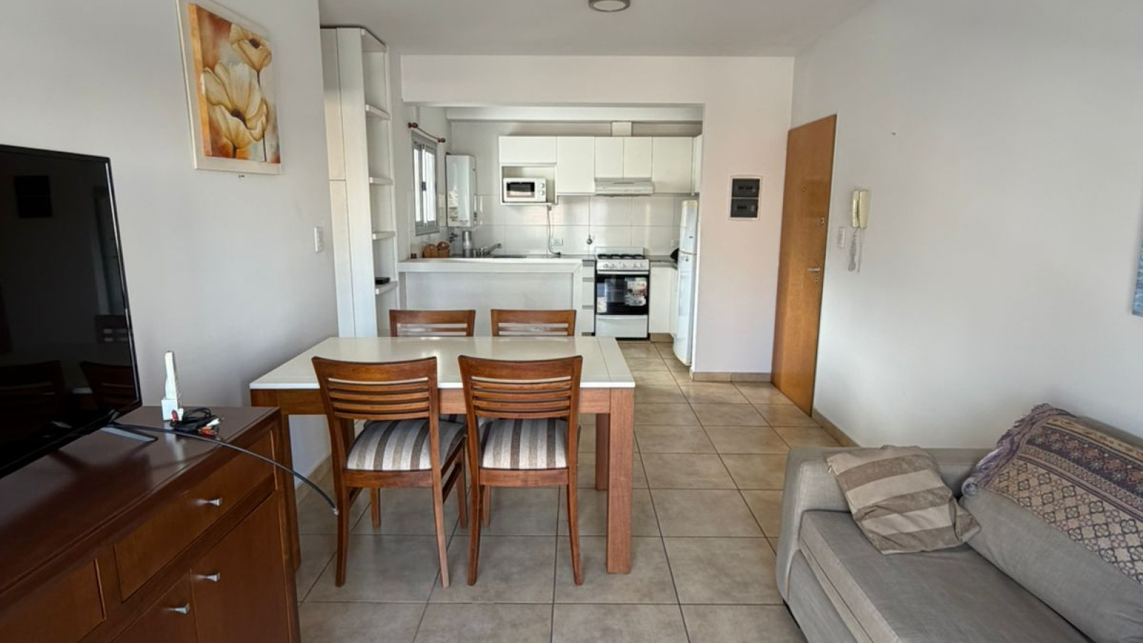 478 Estomba, Bahía Blanca, Buenos Aires, 8000, 0 , 0 ,0,Departamento,Alquiler,Estomba,4,2106
