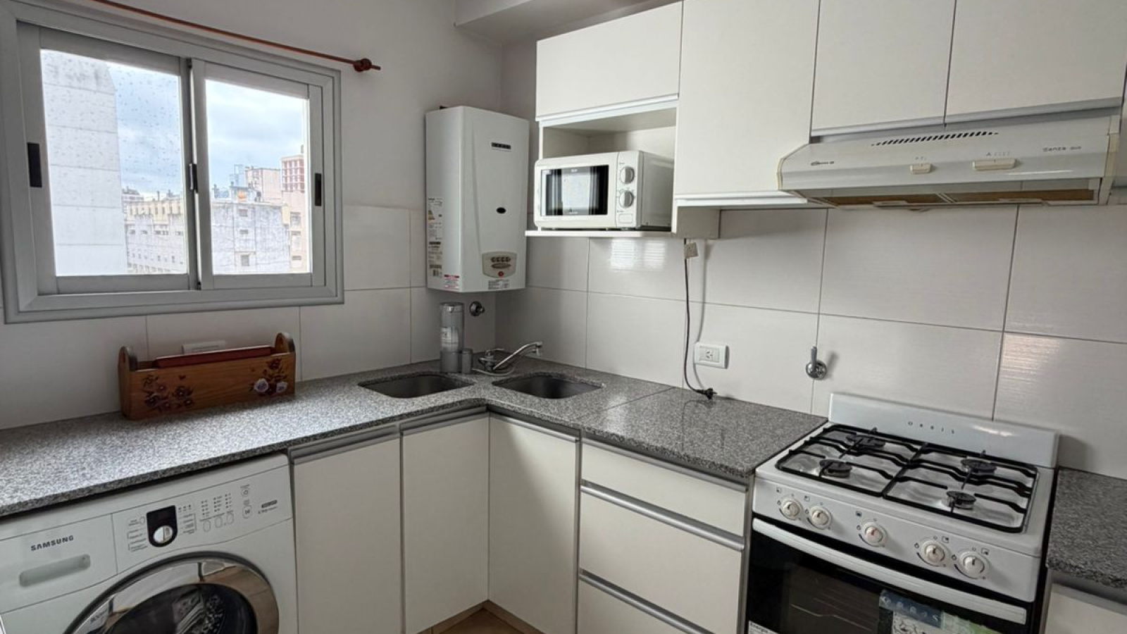 478 Estomba, Bahía Blanca, Buenos Aires, 8000, 0 , 0 ,0,Departamento,Alquiler,Estomba,4,2106