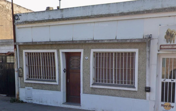 221 MISIONES, BAHIA BLANCA, Buenos Aires, 8000, 2 Bedrooms Bedrooms, 3 Rooms Rooms,2 BathroomsBathrooms,Casa,Venta,MISIONES,0,2113