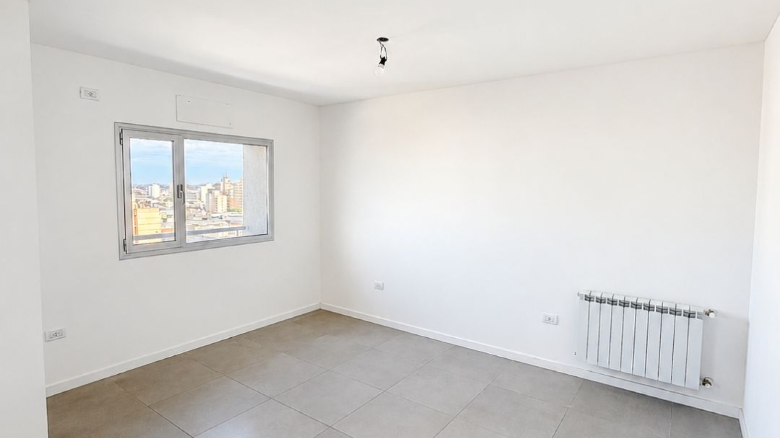 679 San Martin, 8000, Bahia Blanca, Buenos Aires, 8000, 2 Bedrooms Bedrooms, 3 Rooms Rooms,2 BathroomsBathrooms,Departamento,Venta,San Martin,10,2116