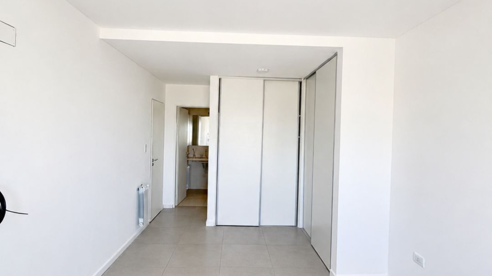 679 San Martin, 8000, Bahia Blanca, Buenos Aires, 8000, 2 Bedrooms Bedrooms, 3 Rooms Rooms,2 BathroomsBathrooms,Departamento,Venta,San Martin,10,2116
