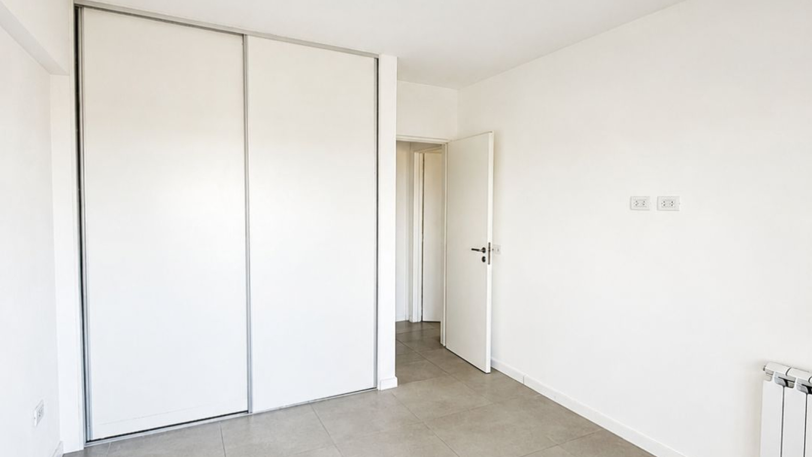 679 San Martin, 8000, Bahia Blanca, Buenos Aires, 8000, 2 Bedrooms Bedrooms, 3 Rooms Rooms,2 BathroomsBathrooms,Departamento,Venta,San Martin,10,2116