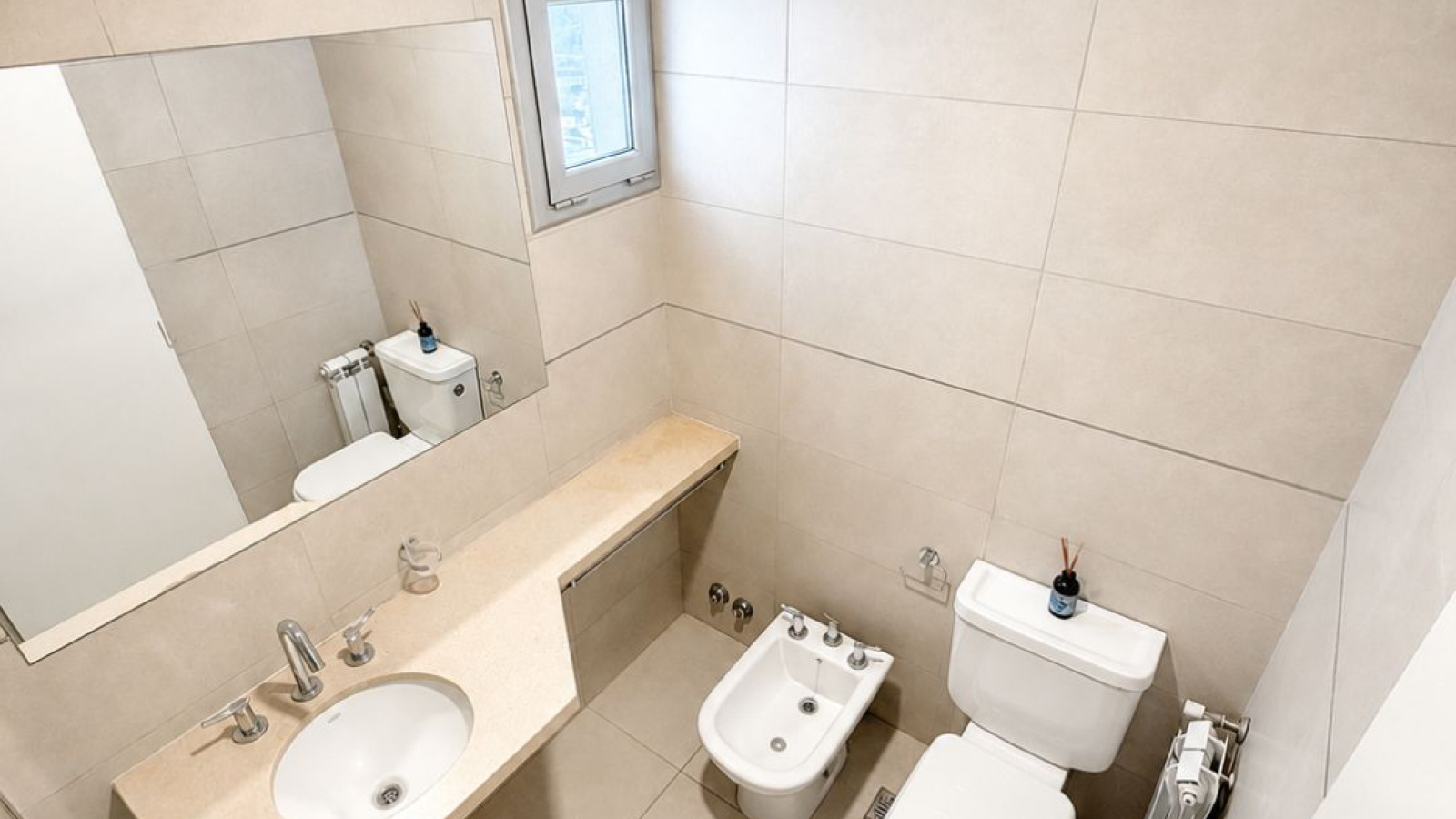 679 San Martin, 8000, Bahia Blanca, Buenos Aires, 8000, 2 Bedrooms Bedrooms, 3 Rooms Rooms,2 BathroomsBathrooms,Departamento,Venta,San Martin,10,2116