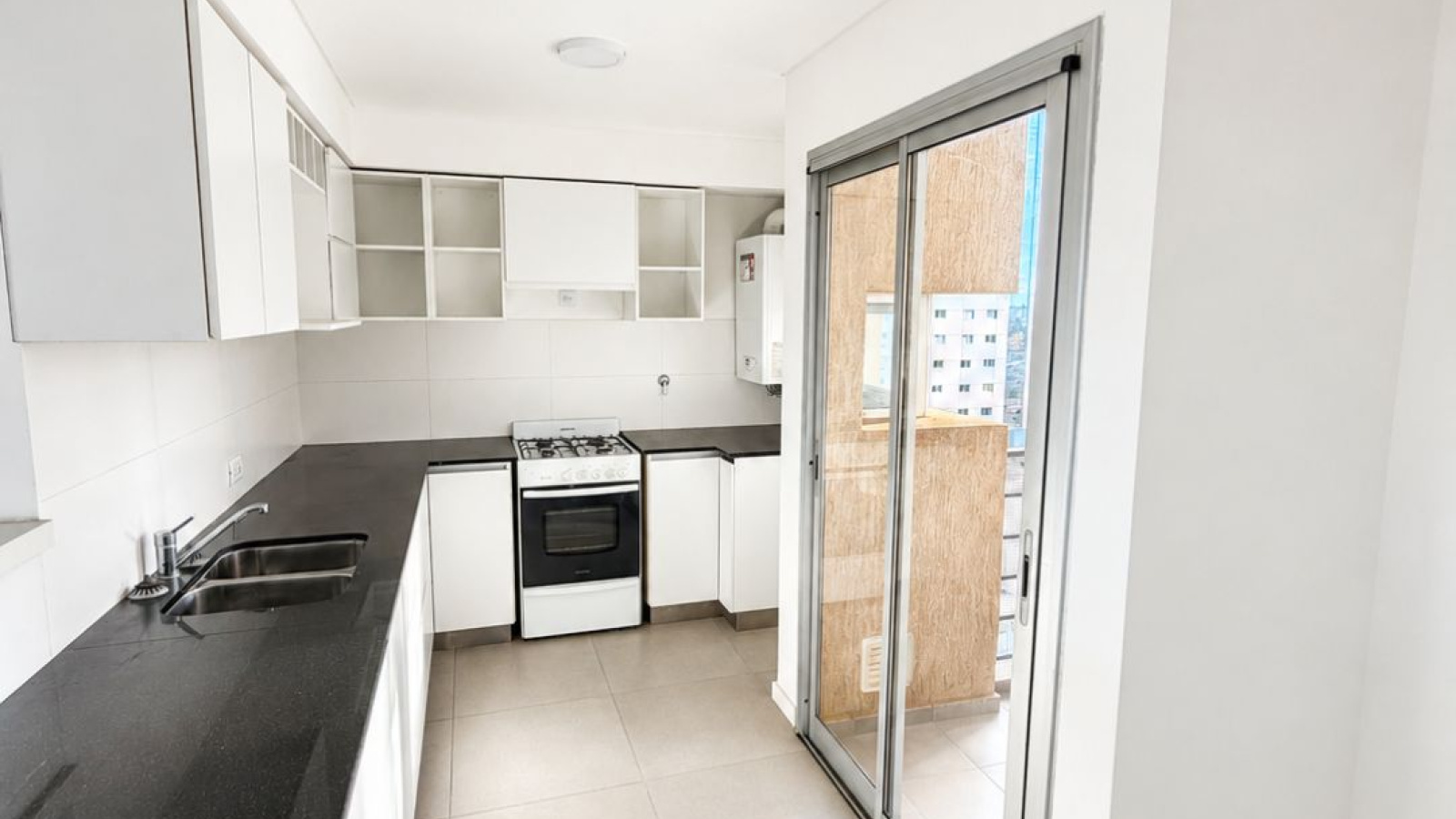679 San Martin, 8000, Bahia Blanca, Buenos Aires, 8000, 2 Bedrooms Bedrooms, 3 Rooms Rooms,2 BathroomsBathrooms,Departamento,Venta,San Martin,10,2116