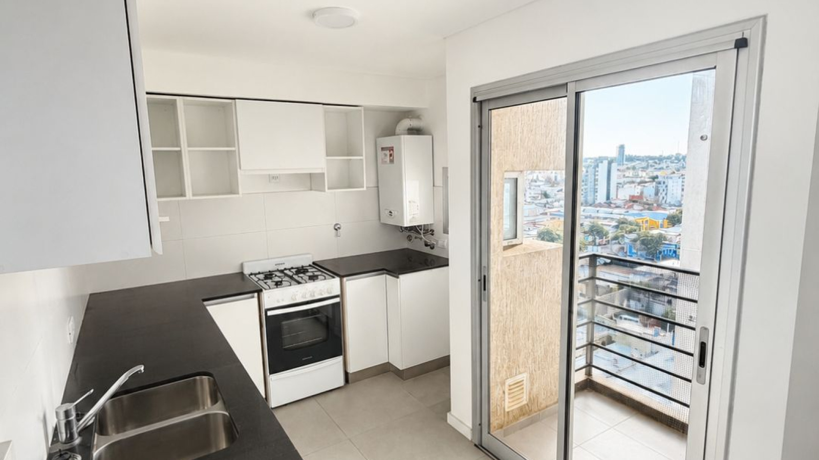 679 San Martin, 8000, Bahia Blanca, Buenos Aires, 8000, 2 Bedrooms Bedrooms, 3 Rooms Rooms,2 BathroomsBathrooms,Departamento,Venta,San Martin,10,2116