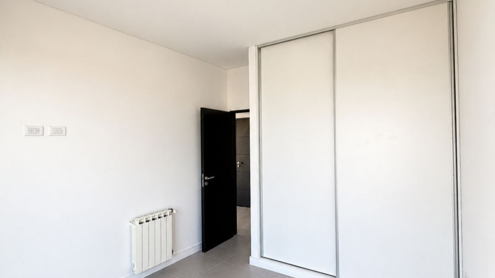 475 General Paz, 8000, Bahia Blanca, Buenos Aires, 8000, 1 Bedroom Bedrooms, 2 Rooms Rooms,1 BathroomBathrooms,Departamento,Venta,General Paz ,8,2120