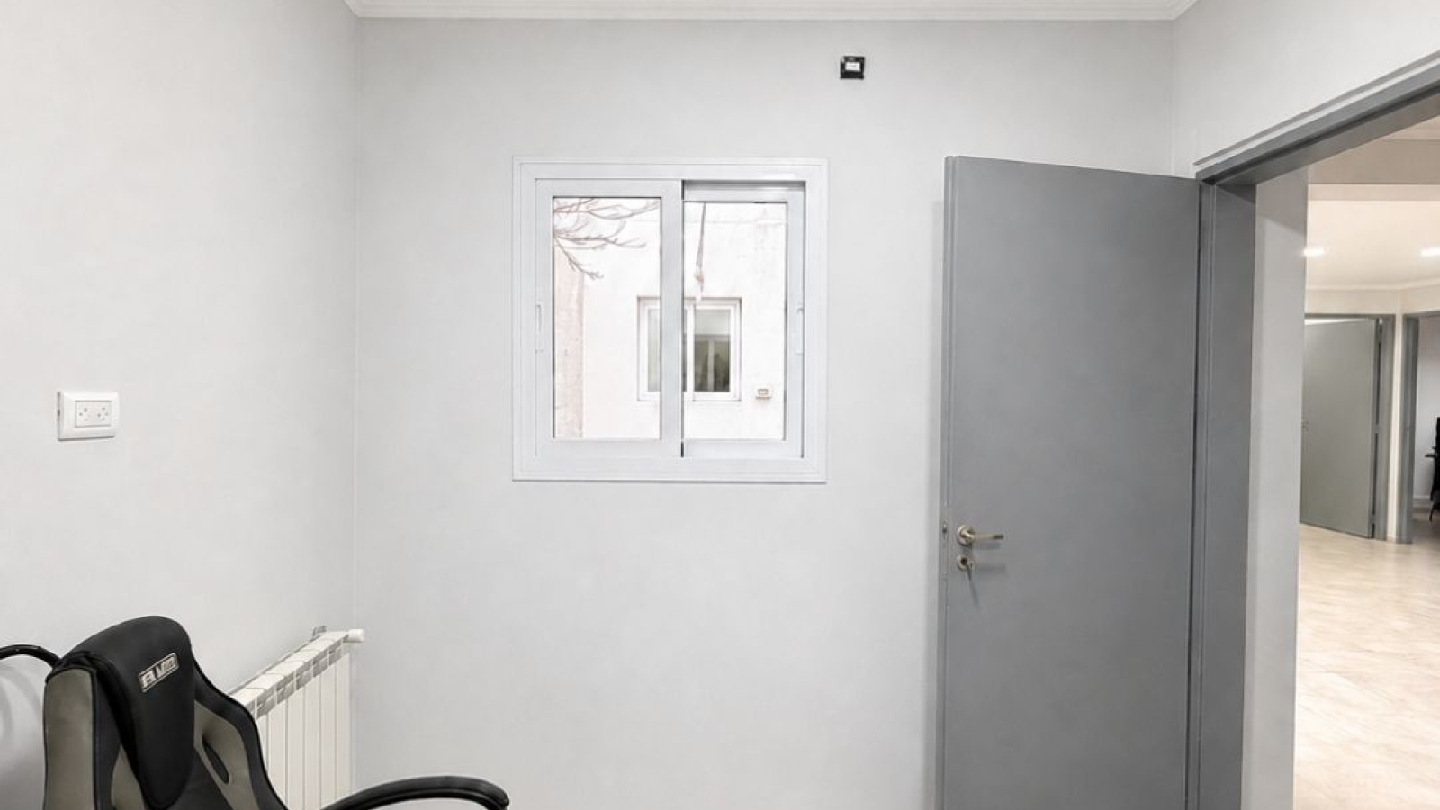 924 Angel Brunel, Bahía Blanca, Buenos Aires, 8000, 0 , 0 ,2 BathroomsBathrooms,Oficina,Alquiler,Angel Brunel,0,2187