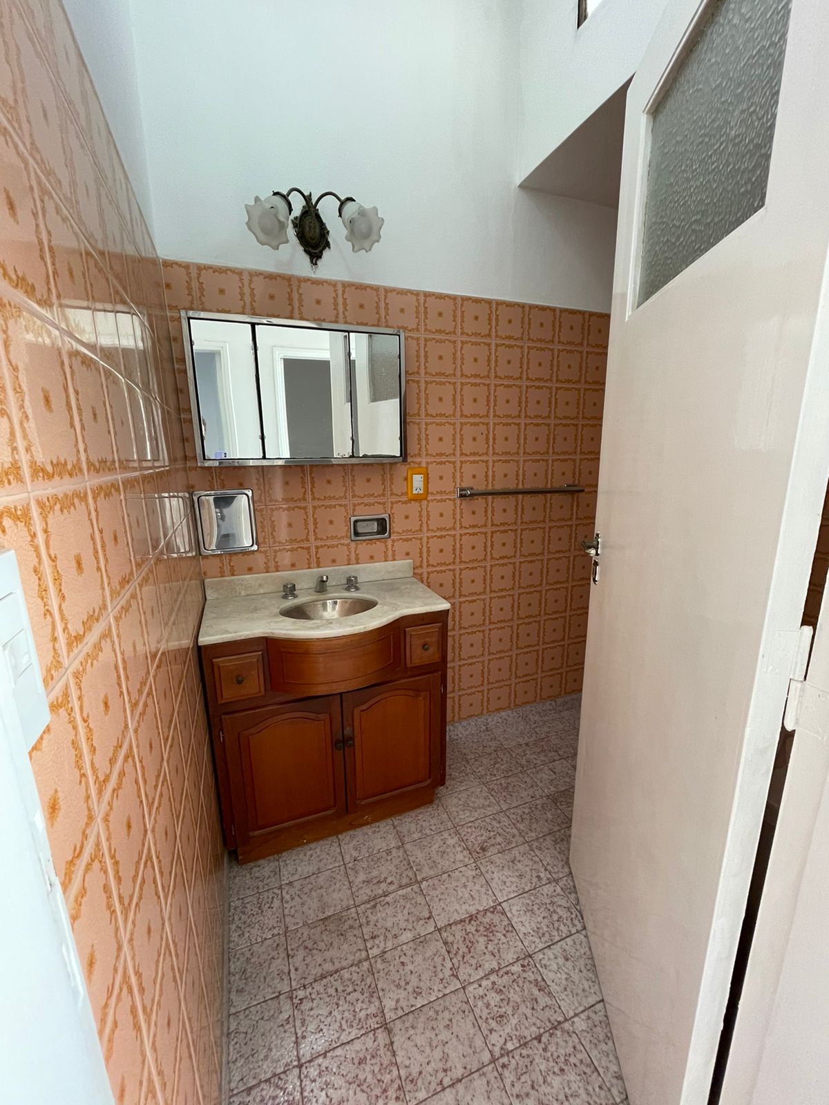 Don Bosco 211, Buenos Aires 8000, 1 Bedroom Bedrooms, ,1 BathroomBathrooms,Casa,Venta,Don Bosco,1116