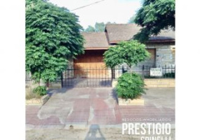 200 13 de Diciembre, Algarrobo, Buenos Aires, 2 Bedrooms Bedrooms, ,1 BathroomBathrooms,Casa,Venta,13 de Diciembre ,1124
