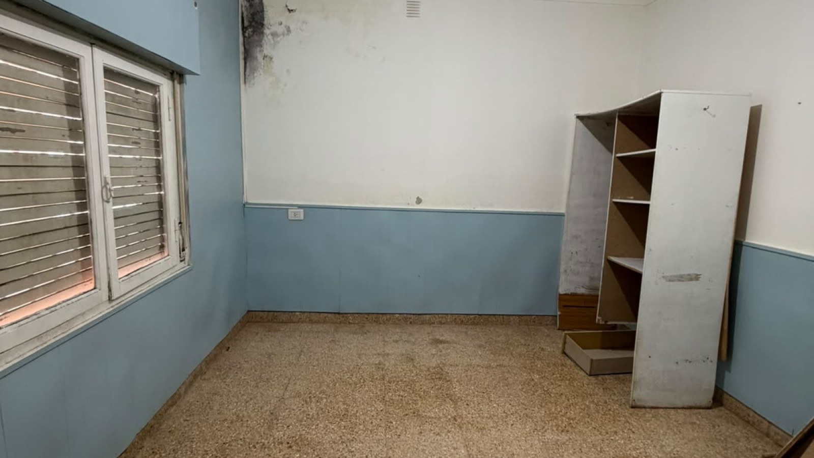 948 Corrientes, Bahía Blanca, Buenos Aires, 8000, 2 Bedrooms Bedrooms, 0 ,1 BathroomBathrooms,Departamento,Venta,Corrientes,0,2300