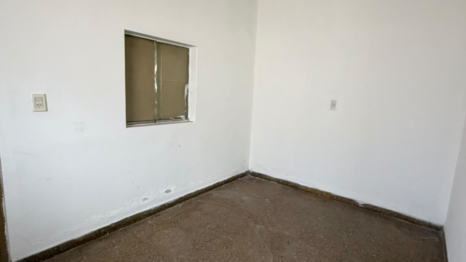 754 Brickman, Bahía Blanca, Buenos Aires, 8000, 0 , 0 ,0,Galpon/Deposito,Venta,Brickman,0,2302